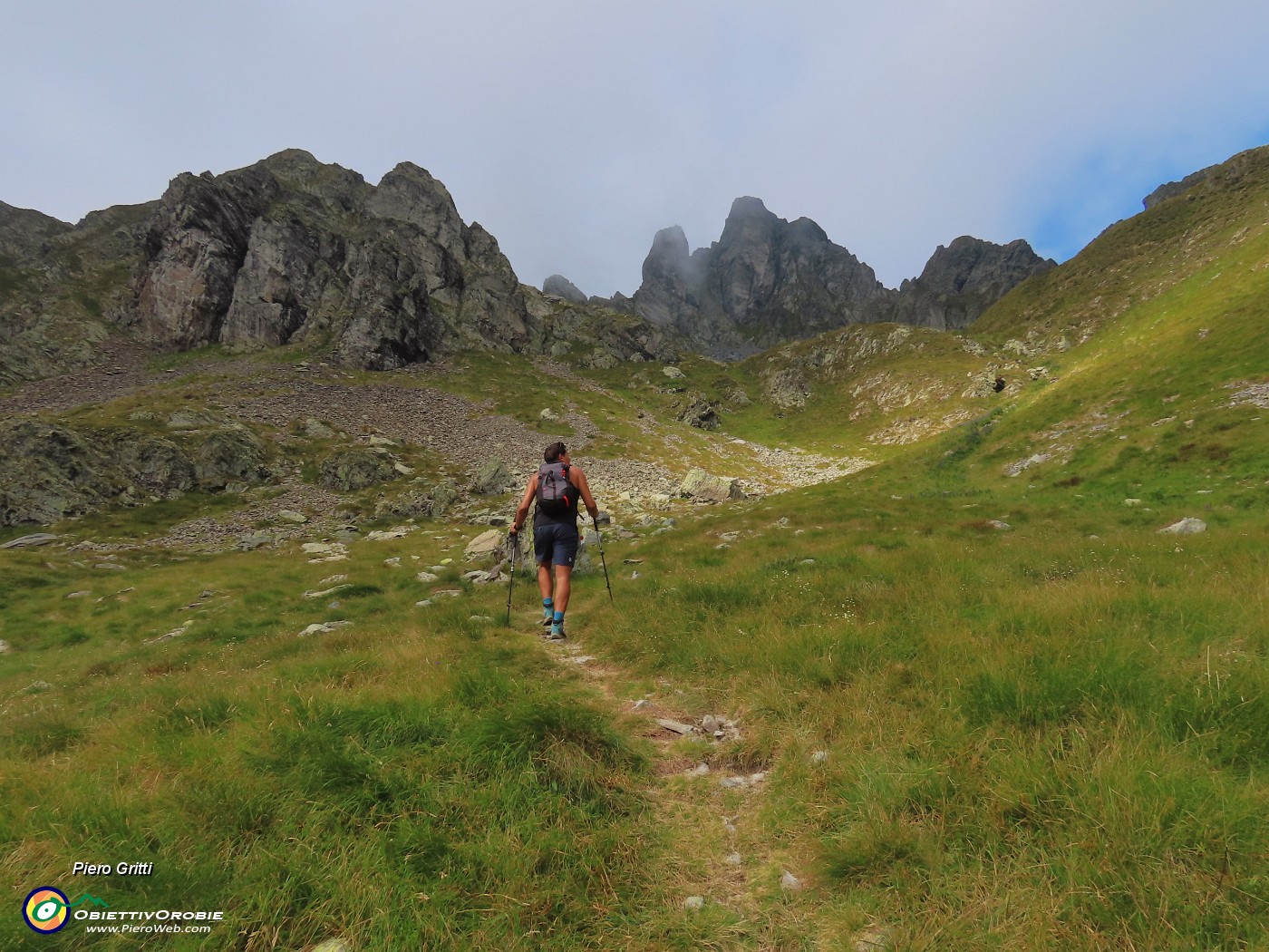 28 Dal laghetti saliamo al Monte Ponteranica centrale .JPG